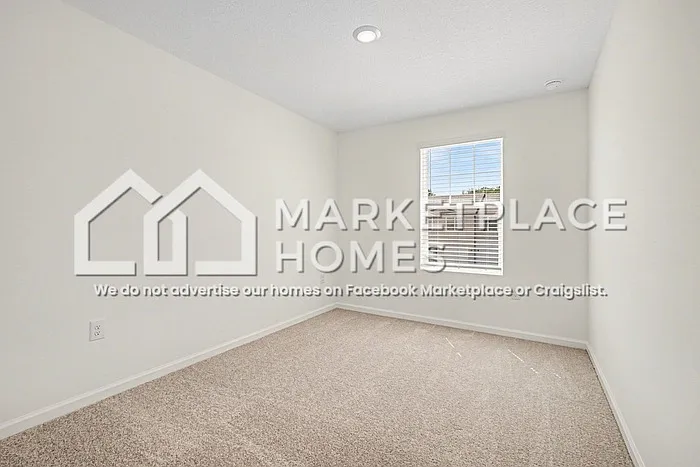 11916 Sylvia St — Photo 19