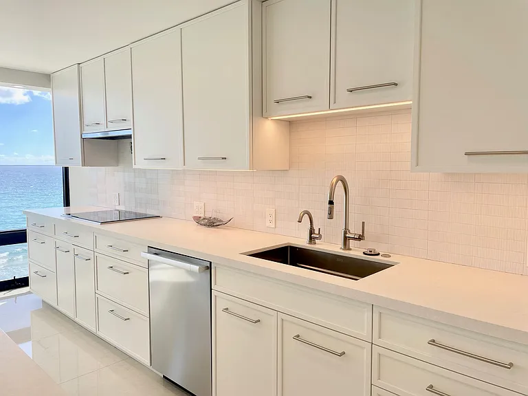 250 S Ocean Blvd #6F — Photo 32