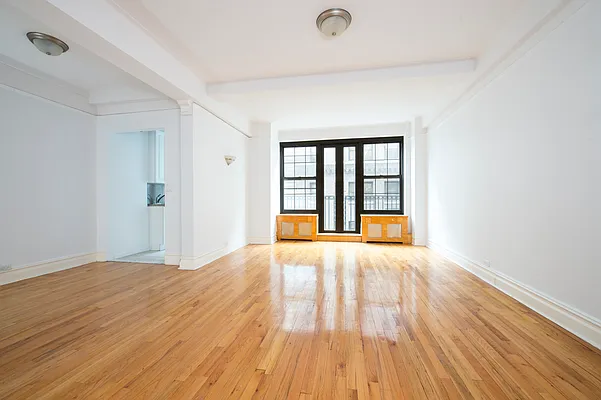 Rented by Balen Real Estate, LLC | media 3