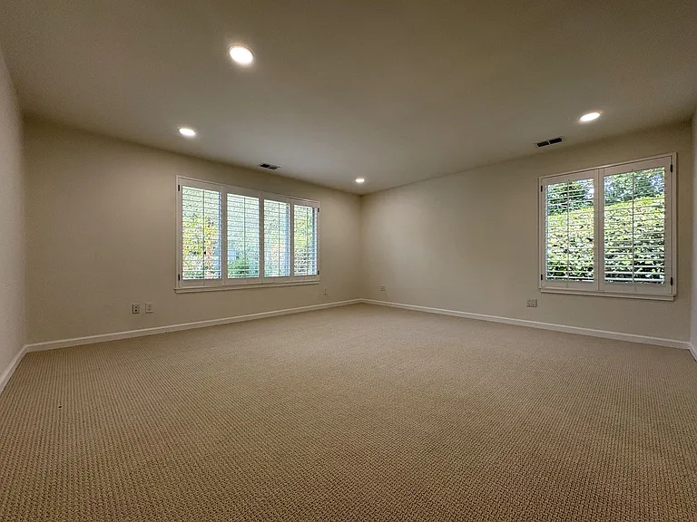 2350 Alameda De Las Pulgas — Photo 13