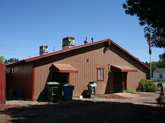 3rd image of 303 E 18th St