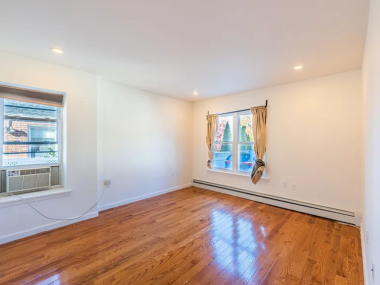 24563 61st Ave #1 — Photo 9