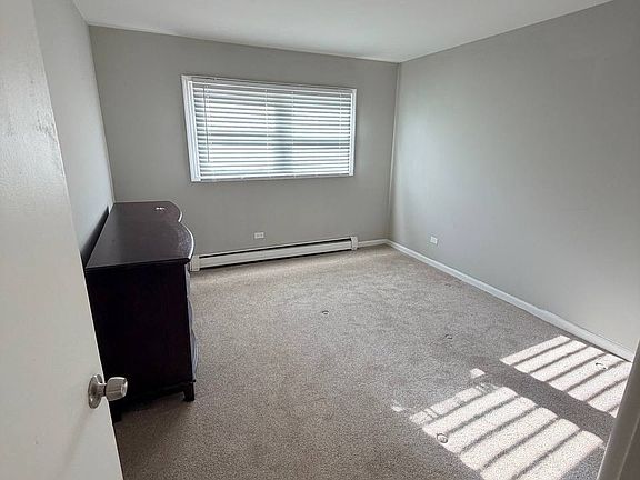 3rd image of 5645 Edge Lake Dr APT 2W