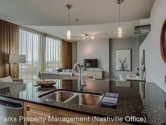 4th image of 900 20th Ave S APT 1204