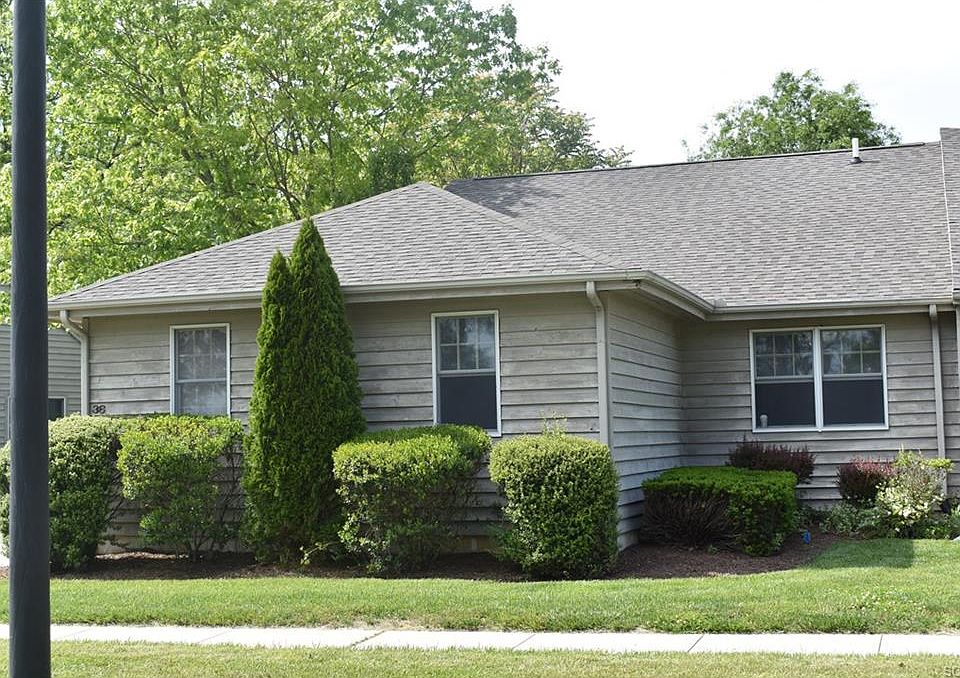 1st image of 36 Crossgate Dr #36