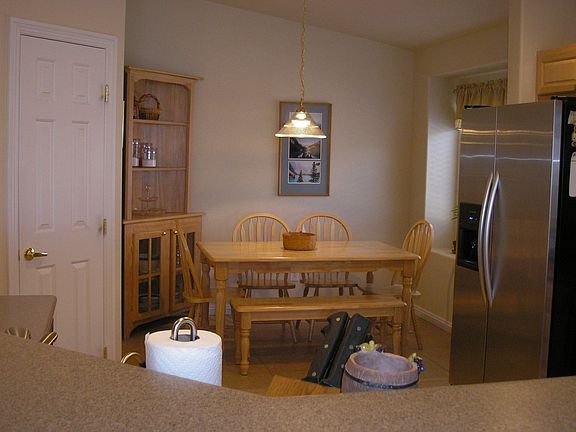 Kitchen nook area