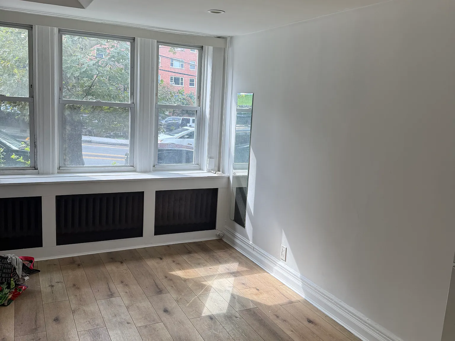 Studio, 500 sqft, $1,550 — Photo 4
