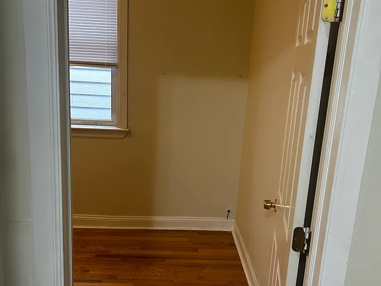 3046 N Spaulding Ave — Photo 6