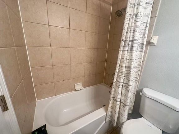 4th image of 116 Oak Park Dr