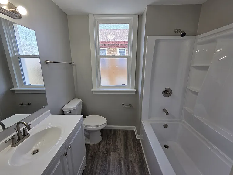 810 Pedretti Ave — Photo 13