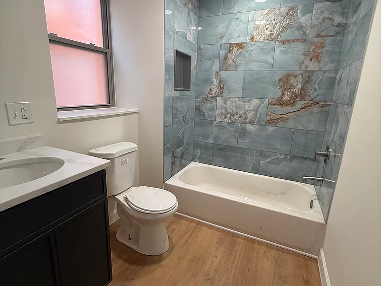 4969 Fountain Ave #3 — Photo 5