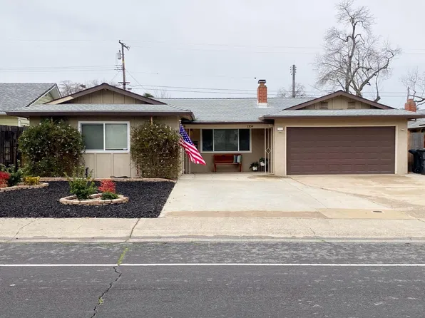 1304 Crestmont Ave, Roseville, CA 95661