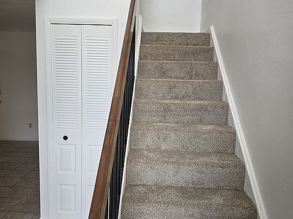 5th image of 708 SE 12th Ct APT 26