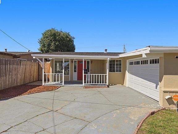2nd image of 27409 Capri Ave