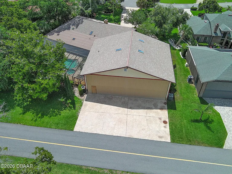 1807 Lindbergh Ln — Photo 54
