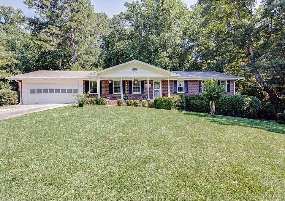 1st image of 496 White Oak Dr SW