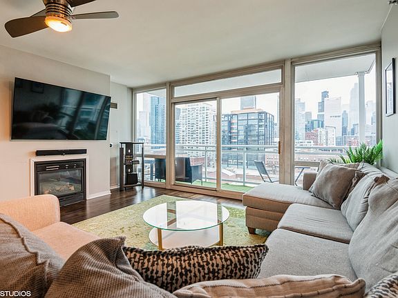 2nd image of 757 N Orleans St #1212
