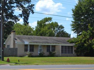 1301 W Panola St, Carthage, TX 75633