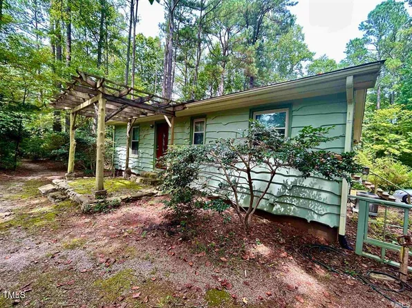 433 Shawnee Dr, Louisburg, NC 27549