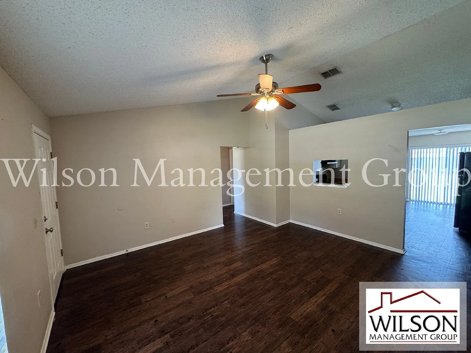 2 bed, 2.0 bath, 948 sqft, $1,445 — Photo 2