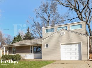 5707 N Amoret Ave, Kansas City, MO 64151