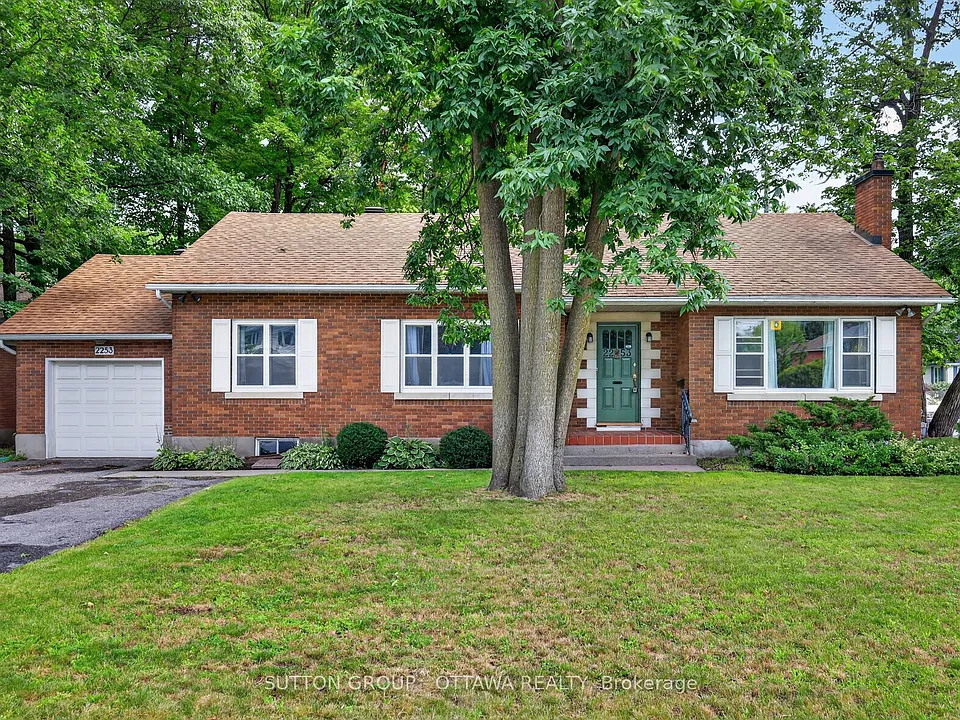 2253 Alta Vista Dr