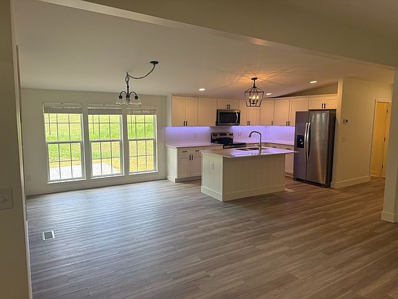 3rd image of 2430 Little Hickman Rd