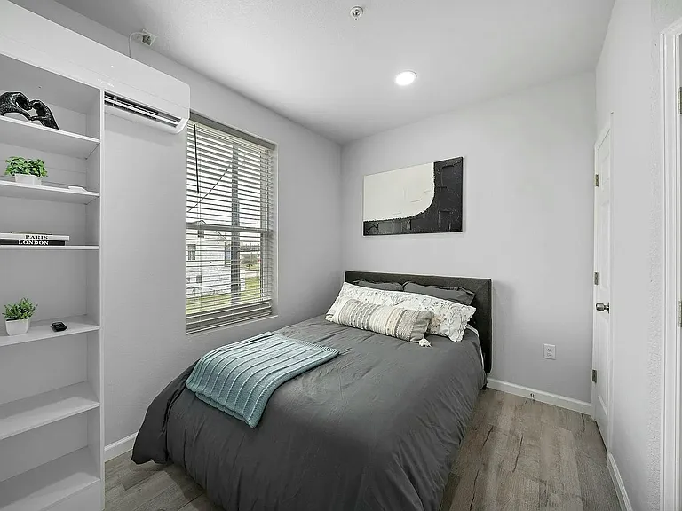 2815 Church St #G — Photo 7