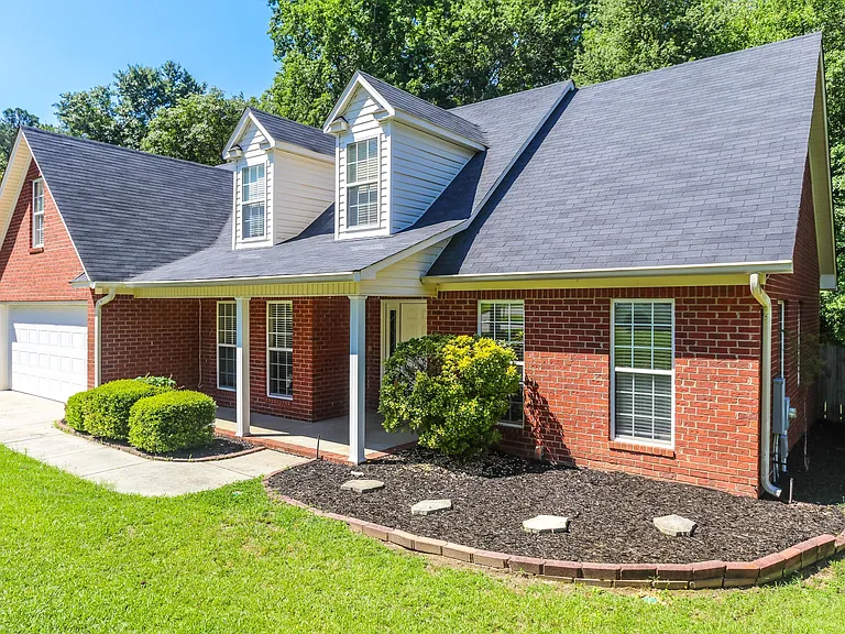 781 Osprey Ln — Photo 3