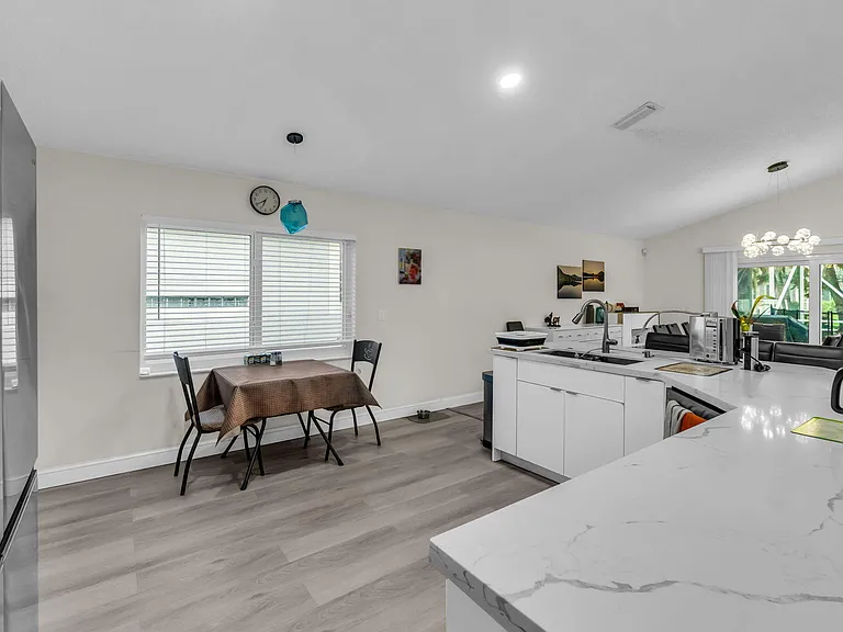 5439 NW 122nd Dr — Photo 12