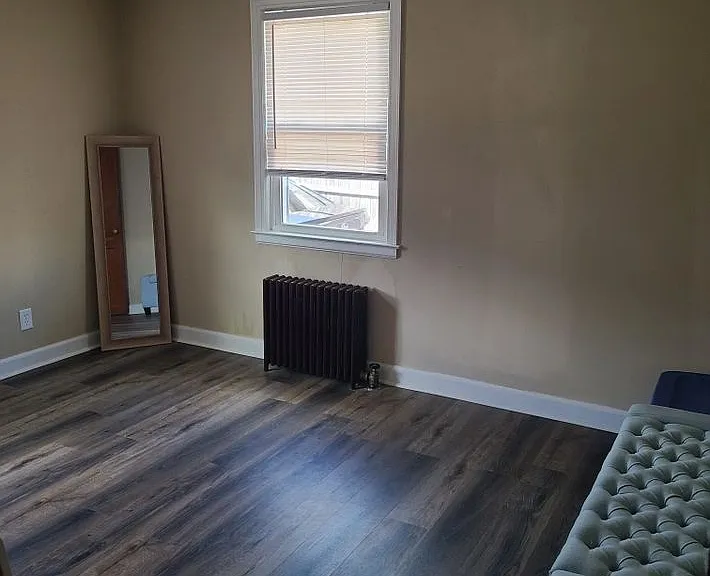 18 Dudley St — Photo 17