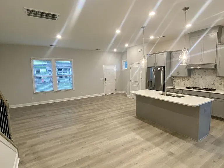 5765 Crevice Dr — Photo 6