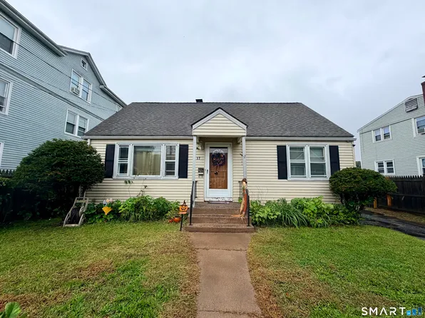 17 Kenyon Place, East Hartford, CT 06108