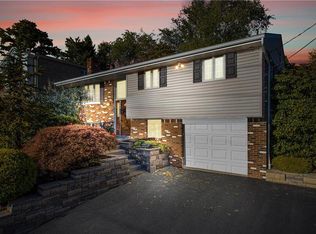 424 Simpson Howell Rd, Elizabeth, PA 15037