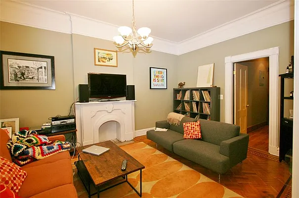 Rented by R New York | media 31