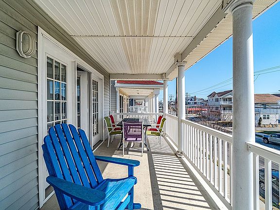 4th image of 316 Atlantic Ave #2