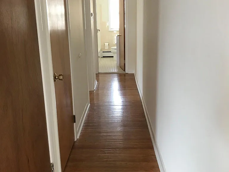 239B Roesch Ave #2 — Photo 6