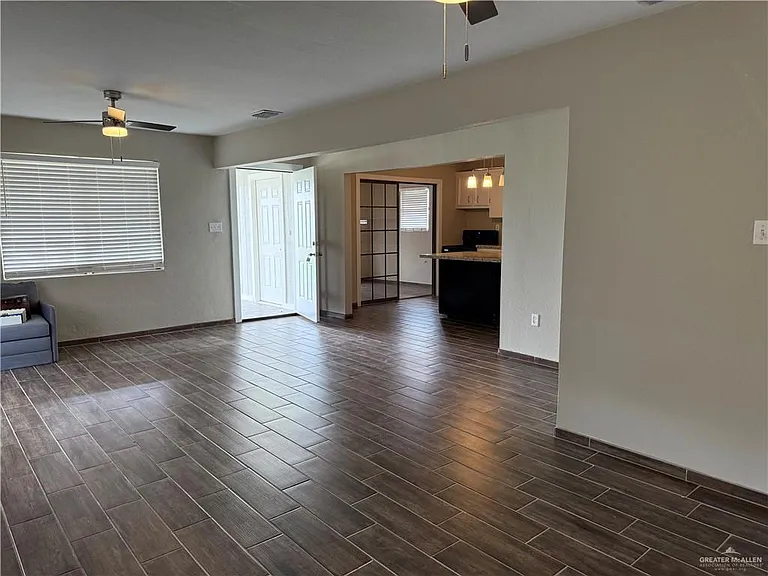 1931 W Owassa Rd — Photo 5