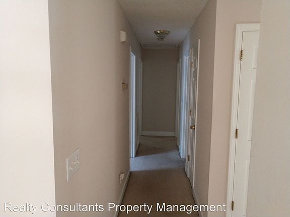 5th image of 5829 Carla Ln