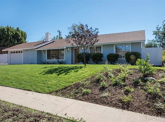 2nd image of 793 Calle Catalpa