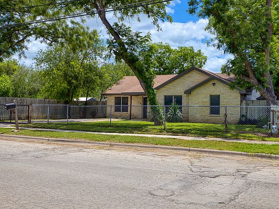 4th image of 221 N CRISP ST