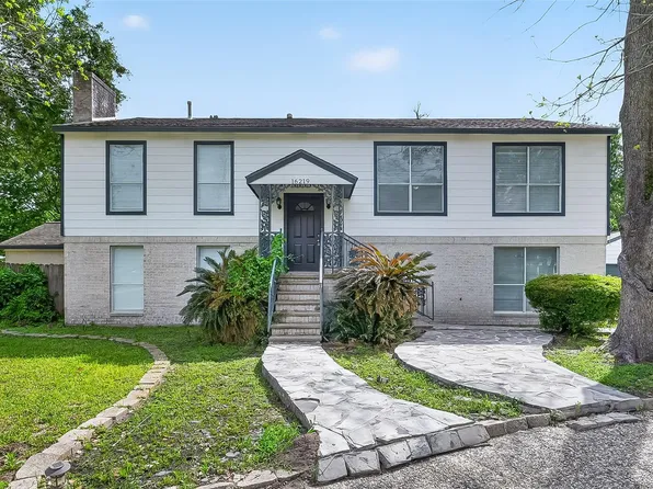 16219 Amcreek Rd, Houston, TX 77068