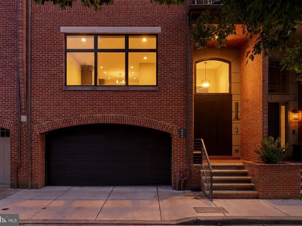 2504 Delancey Pl, Philadelphia, PA 19103