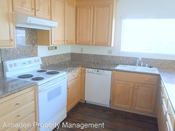 5th image of 4516 Poinsettia Ct
