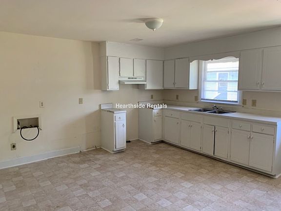 2nd image of 503B Battle St