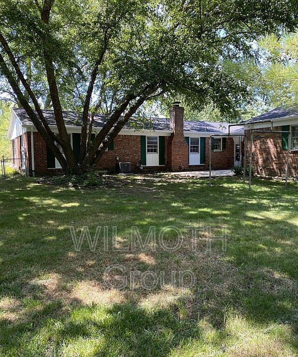 829 Eaglewood Dr Zionsville, IN Zillow