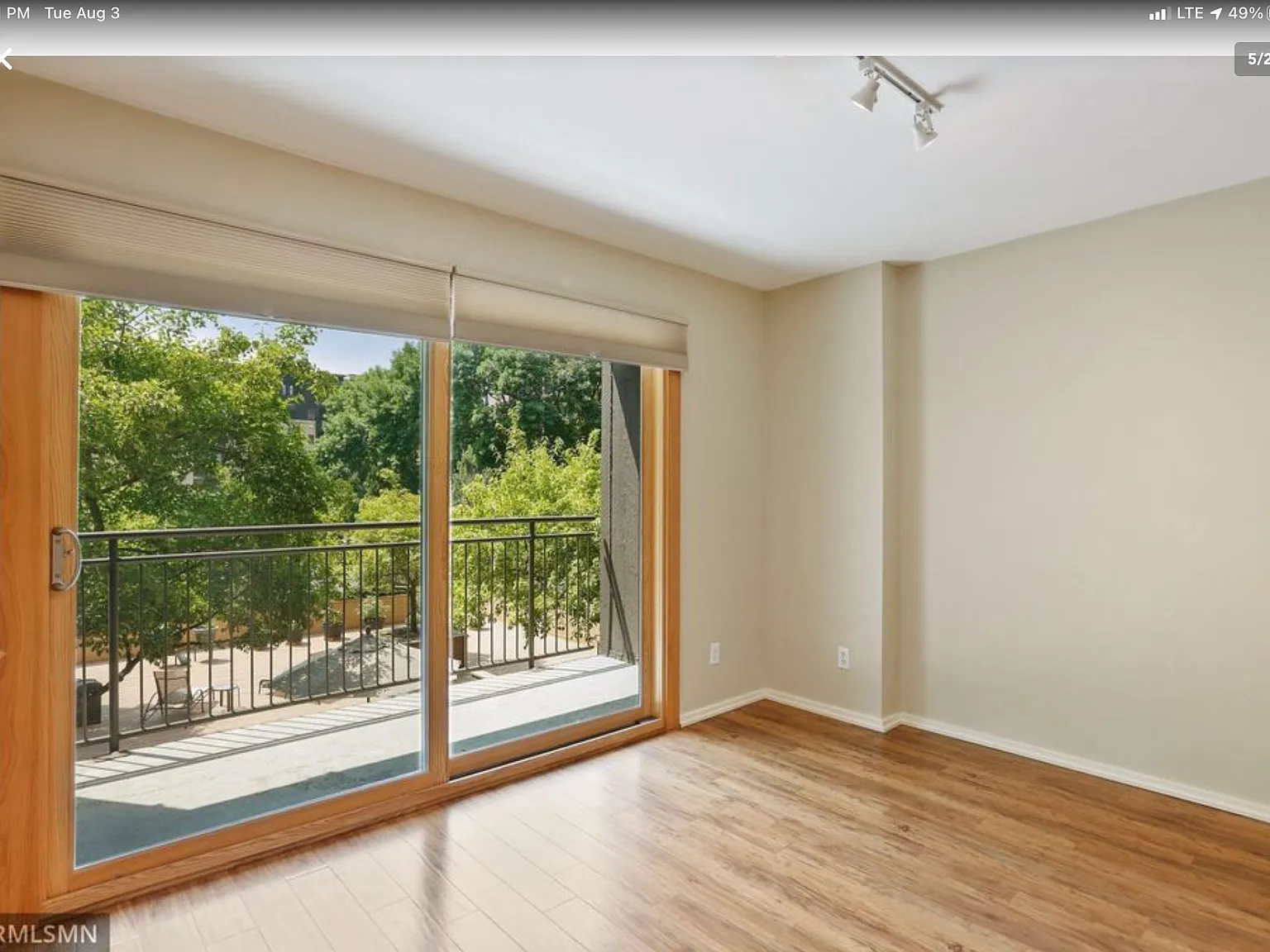 2 bed, 2.0 bath, 1041 sqft, $2,295 — Photo 4