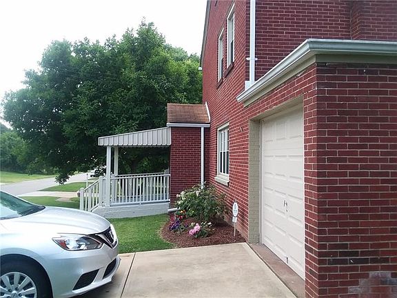 4th image of 821 Fidelity Dr