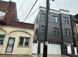 39 3rd St, Newark, NJ 07107