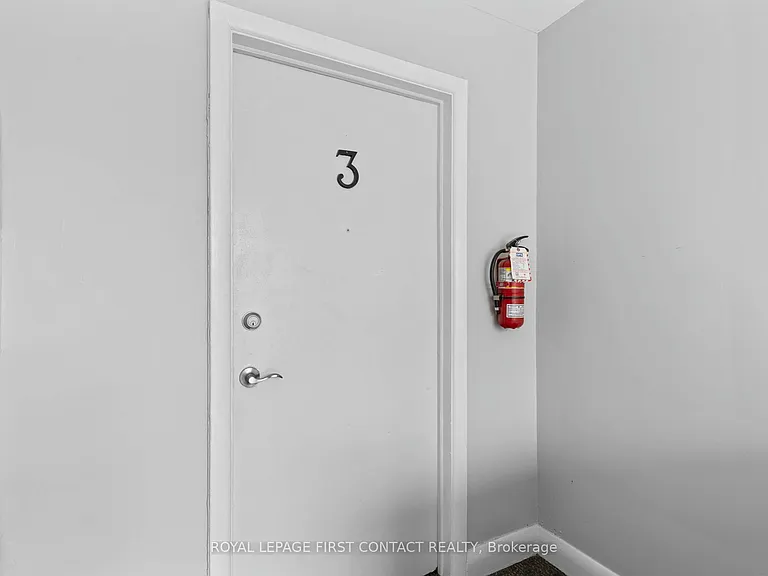 134 Napier St #3 — Photo 5